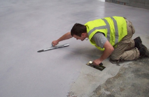 Superfici piane e regolari: prezzi e modalità del livellamento di pavimenti